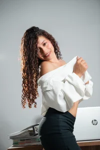 JeiLovee Your daring secretary 💕 Pic 2