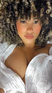Kendra_curly Public Immagine 