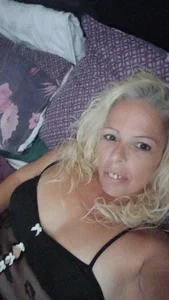 XO-Goddess-AnneMarie-XO Morning my lovelies Pic 2