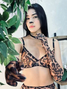 Sassy--Girl I want your milk Immagine  5