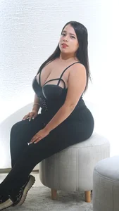 Josieskies_ Public Hình