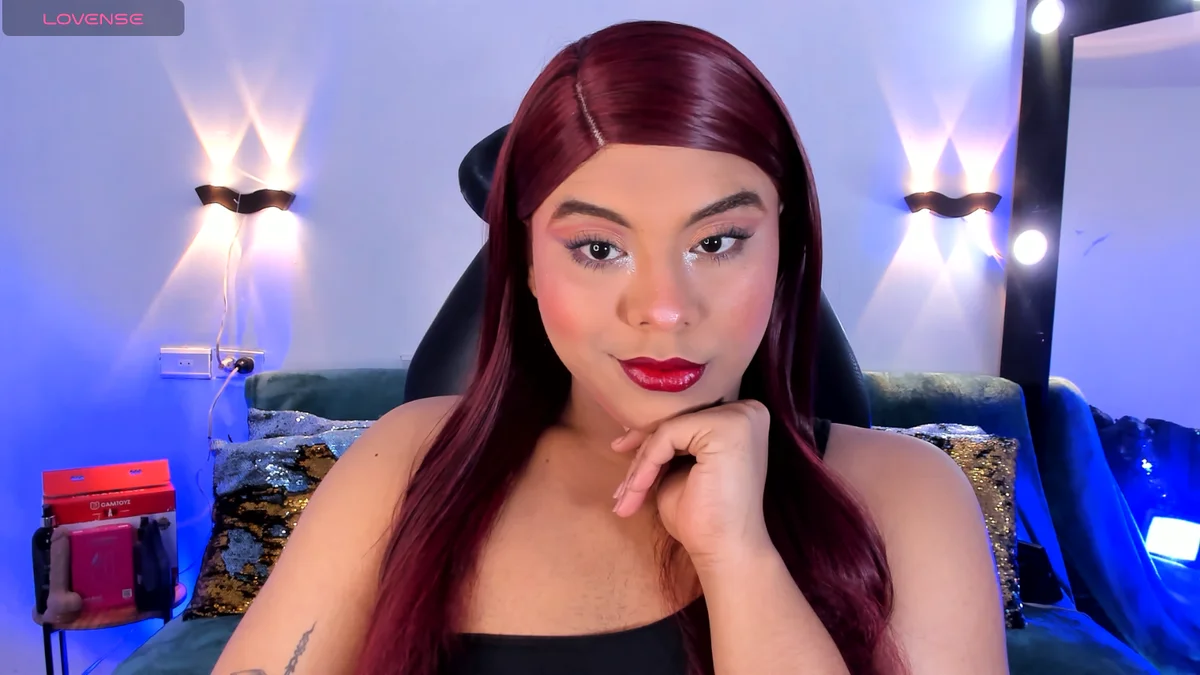 Emili_Roux Trendaava kuva 146