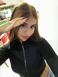 Public de Room_Sin_Reglas  7 Imagens