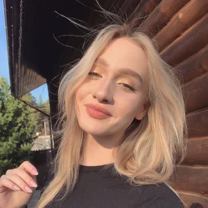 MellliissaDrream Public Pic 3