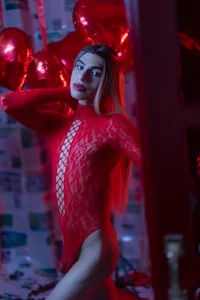 Happy valentine day🌹 de sweetiepeach_  2 Imagens