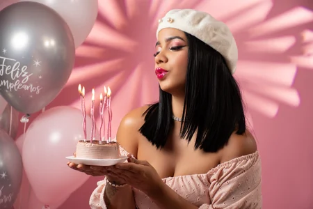 SenniaBella My 25th birthday 🎂🎀🎁 Pic 4