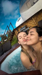 paola_katy_dicks beautiful day together Poză