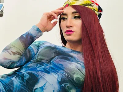 wanderlustxxx_ NEW LOOK Pic 3