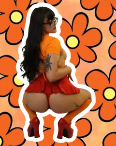 Violet_Spider_ Velma photoshoot (SFW) Pic 5