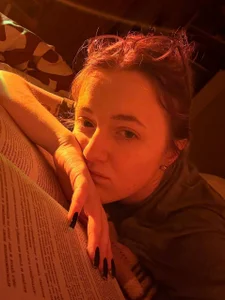 luna_berryy Evening with me 🫦 Immagine  2