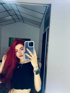 april_jones05 Mmmm🖤🙈  3. fénykép