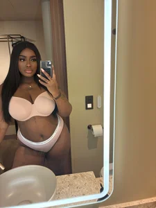 Public od ebonykinky01  7 snímek