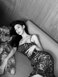 Dirrtry Public Pic 4