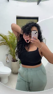 sarah_soleil Public Pic 3