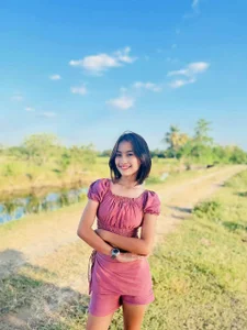 KathrynCarchi Public Hình 3