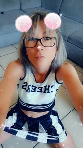 Pause nouvelle tenue de Timide_girl17 Foto 3