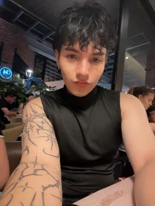 MiloAngell's photo