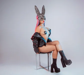 AuroraVelour Public صورة واحدة|AuroraVelour Public صورتان|AuroraVelour Public  3 صور|AuroraVelour Public  3 صورة