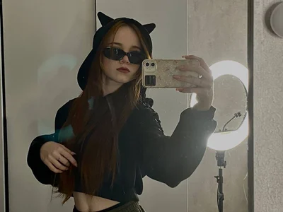 HollisStorer Holiday^^ صورة واحدة|HollisStorer Holiday^^ صورتان|HollisStorer Holiday^^  4 صور|HollisStorer Holiday^^  4 صورة