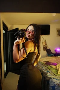 k1ss_angie Public Immagine  2