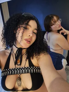 twodolls18's hi guys! Sex Photo 4