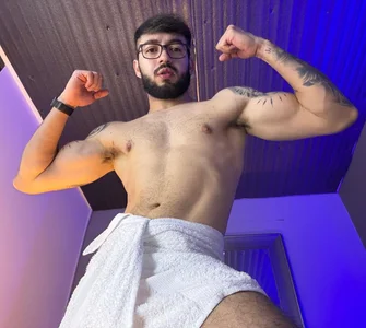 MarkWalker__ Do you take away my towel? 圖片