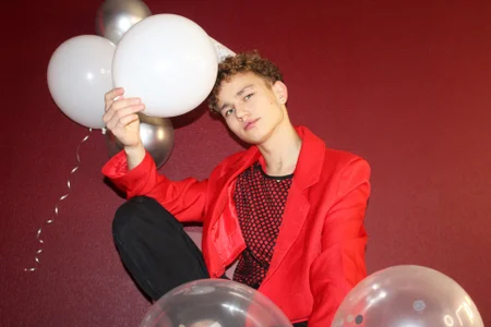 NathanCurl It was my birthday stream 🎂🎁🎈 Foto 2