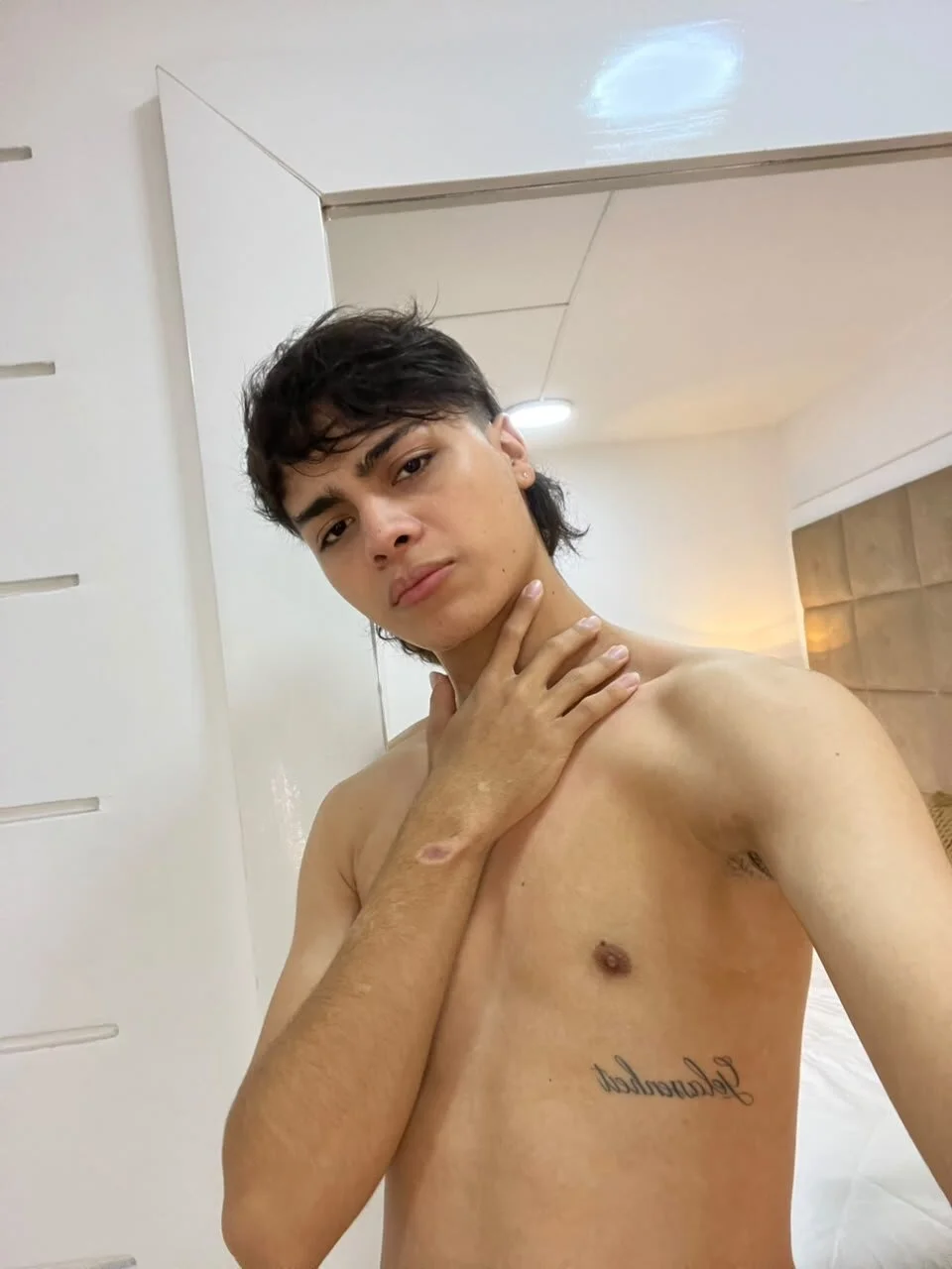 Ohricky Trendaava kuva 2400