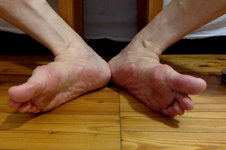 My legs de HandsomeAlfie  photos