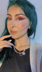 Cinamoonn Cute face Pic