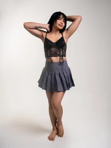 VictoriaBray Public Pic 4
