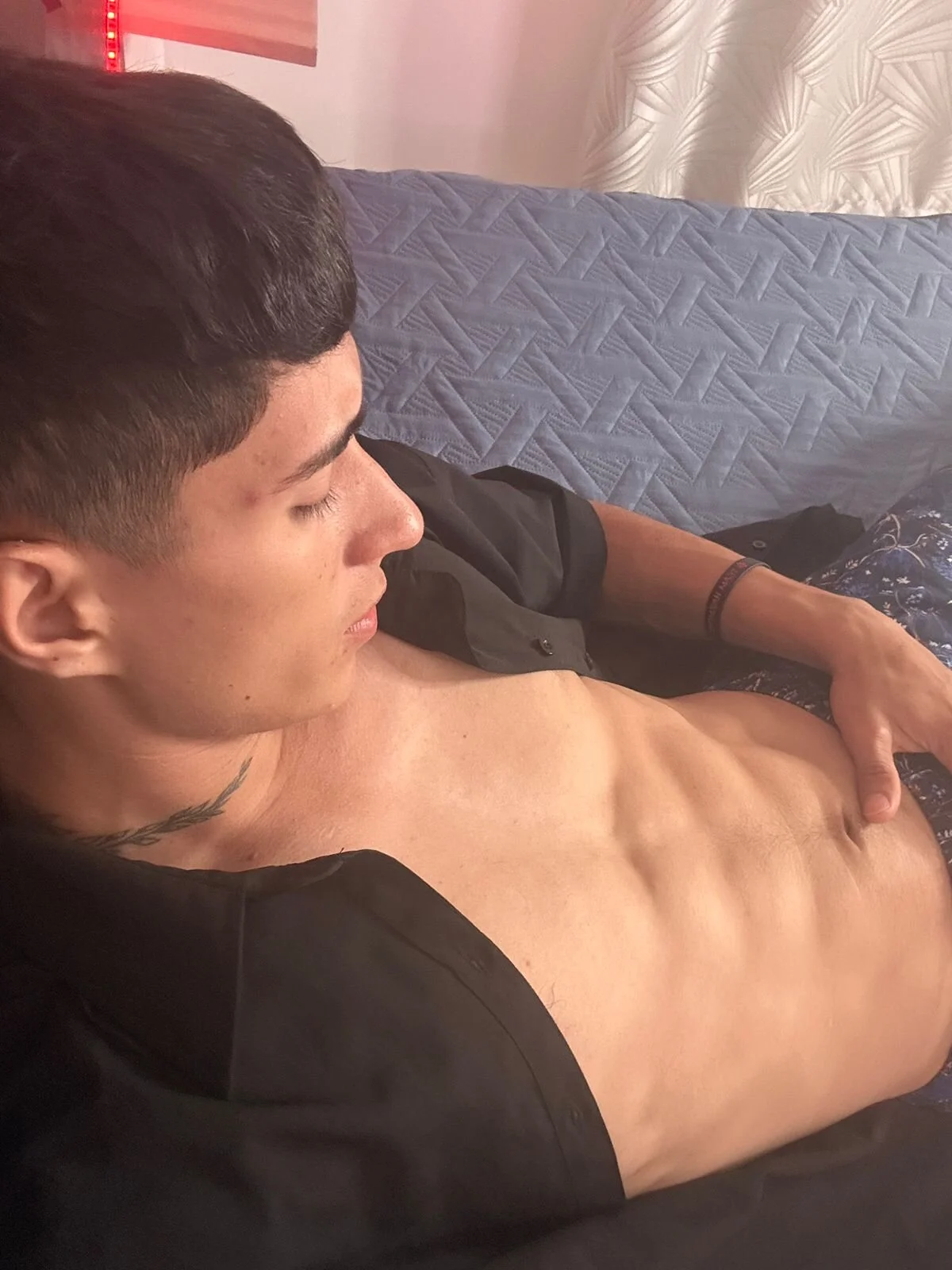 Foto em tendência de Dark_Valentino_ 6577