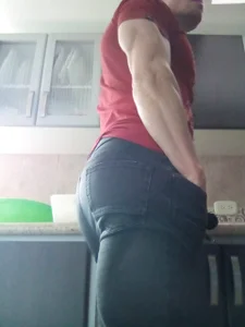 Rocky_Muscle Public Pic 3