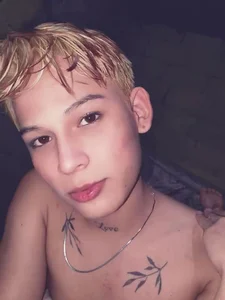 Brian_hot: Public ( фото)