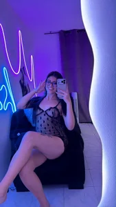 Alixx_11 DO YOU LIKE IT?🤓💦 Foto
