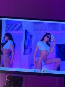 COME WITH ME 😏💗 od Saam_Sky  7 snímek