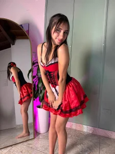 Athenea__fox LITTLE RED RIDING HOOD  6টি ছবি