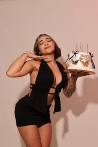 Belov_murielのthis my fck Birthday 💖の 3枚の写真