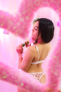 AMELIETARSON Happy Valentine's Day! 🌸❤️ Foto