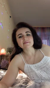 Natural-Mia Public Pic 7