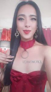 Seductive_Amanda Lady in Red Gambar 2