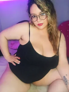 naughty_curvy1_ me Εικόνα 8