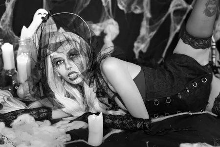 Lunamistyc 🦇 A dark kiss for a sinful heart Immagine 