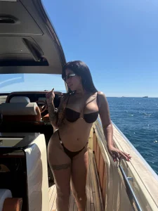 Alma69sc Missed this body? I’m back to remind you what you’ve been missing. 😏 Billede 3
