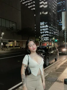 SassyIvanna city girl Foto