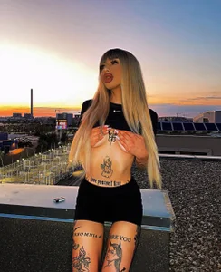 CassandraFoxy Public зображення