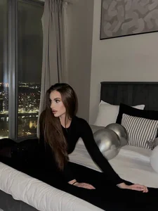 BrittKiss Public Immagine  2