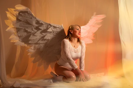 ANGEL de MissEscarleth  4 Imagens