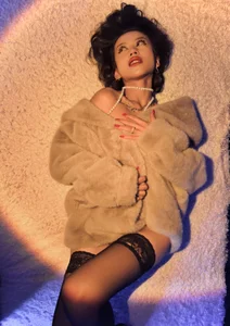 Public od Mia_Tin  2 snímek