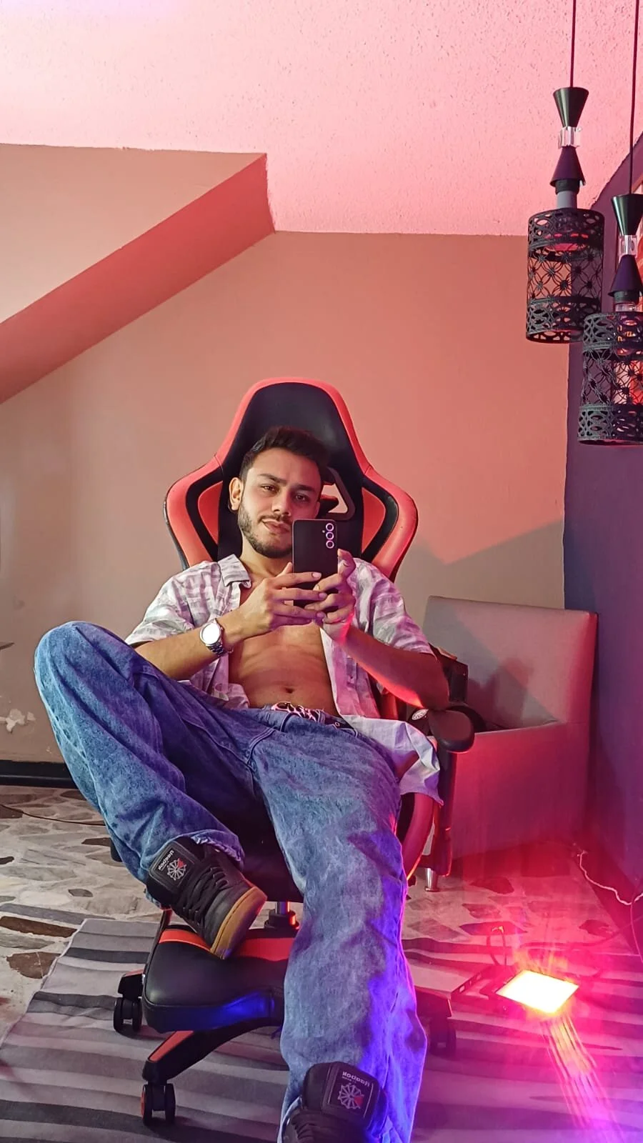 Трендове зображення  4098 Boss_Domiinator